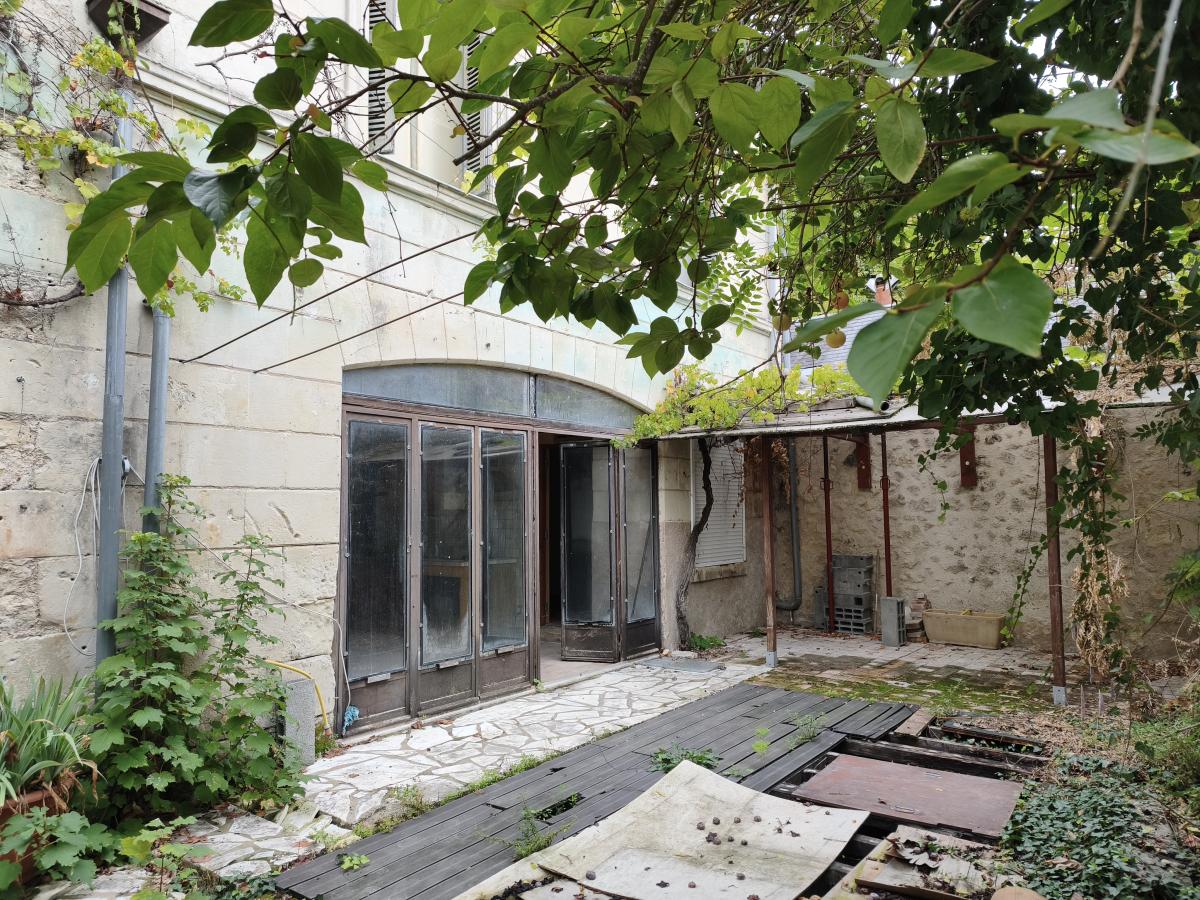 Maison 3 pièces 150 m² · à Cinq-Mars-la-Pile · 150 m² · 63 600 €