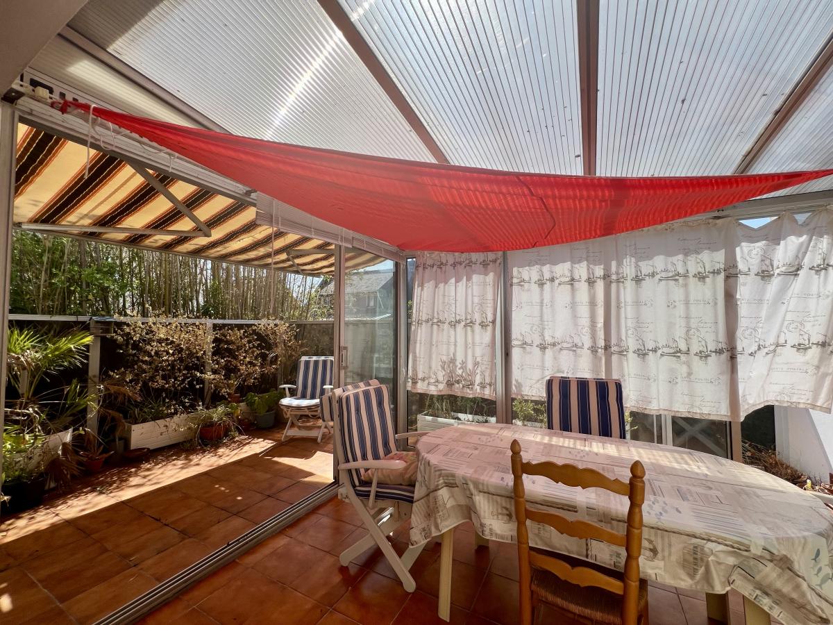 Maison 8 pièces 181 m² · à Larmor-Plage · 180,8 m² · 596 522 €