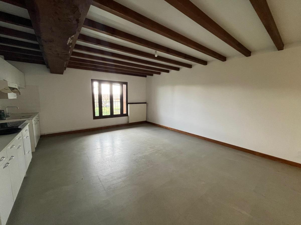 Appartement 3 pièces 77 m² · à Bresse Vallons · 76,8 m² · 550 €/mois