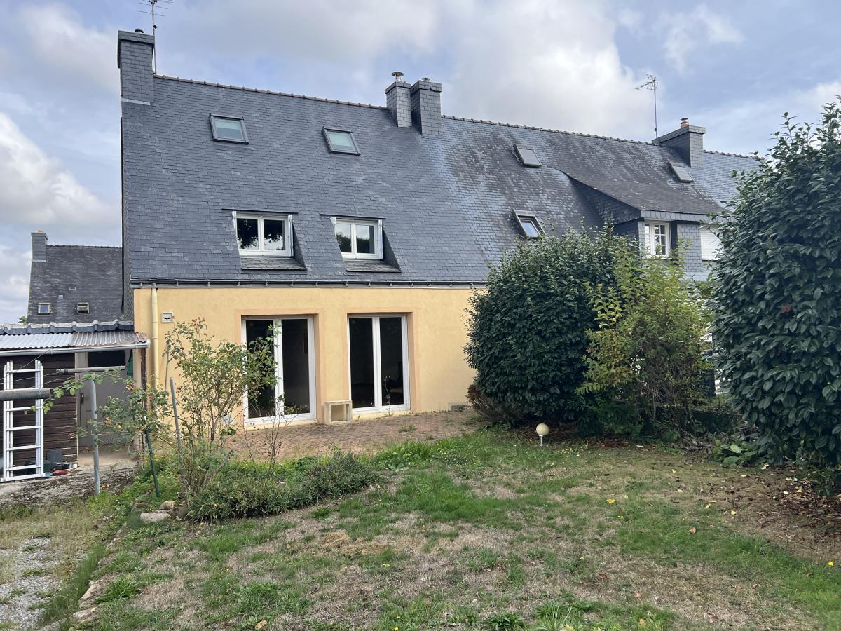 Maison 5 pièces 97 m² · à Hennebont · 97,4 m² · 244 690 €