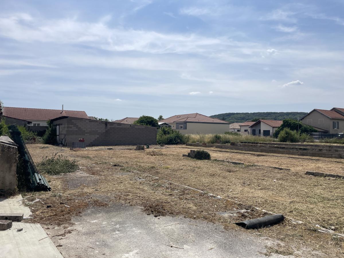 Réseau des notaires · à Pont-À-Mousson · 106 150 €
