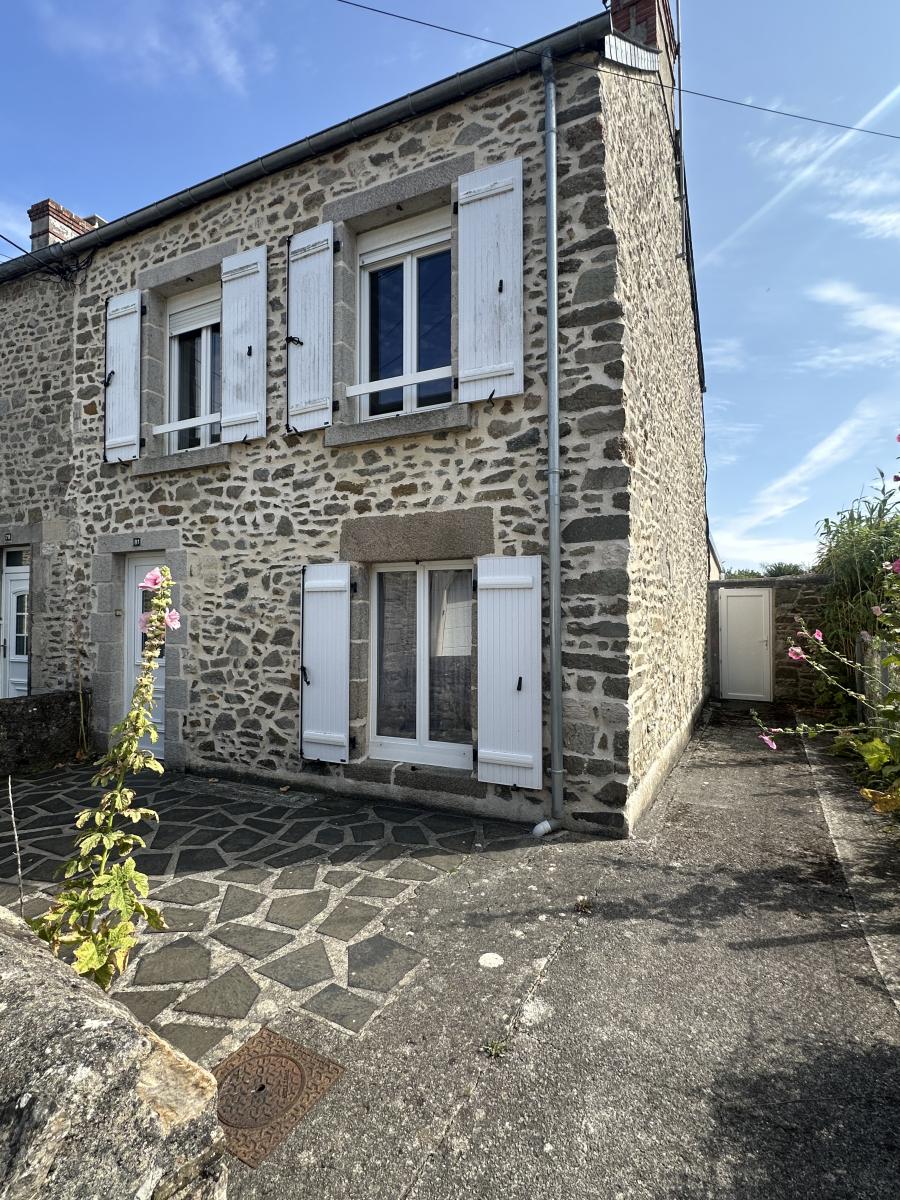 Maison 5 pièces 98 m² · à Saint-Vaast-la-Hougue · 98 m² · 250 560 €