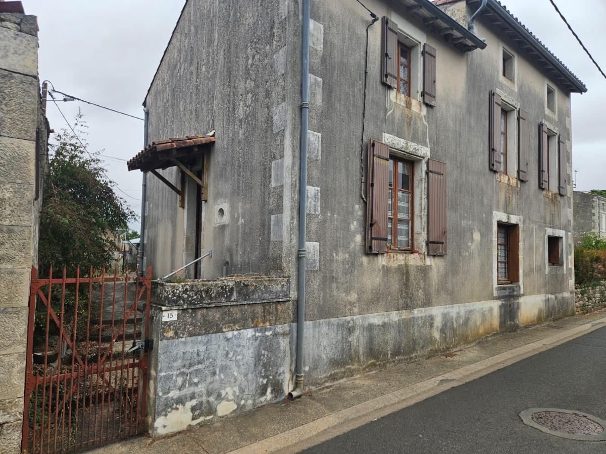 Maison 105 m² · à Fressines · 105 m² · 95 650 €