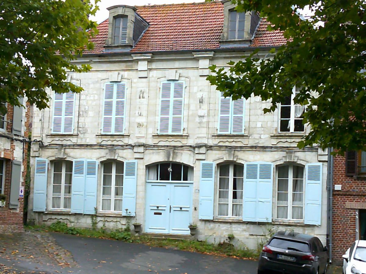 Maison 7 pièces 210 m² · à Saint-Riquier · 210 m² · 292 780 €