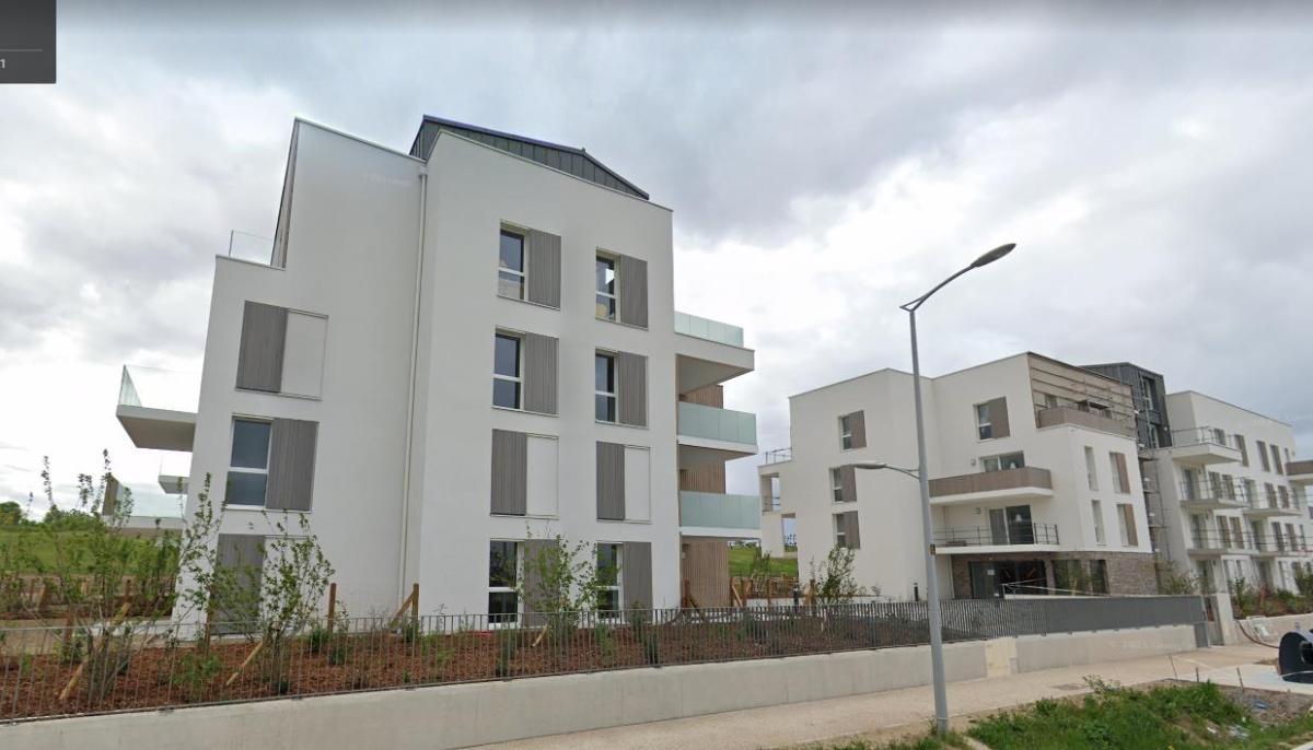 Parking 15 m² · à Bezannes · 15 m² · 70 €/mois