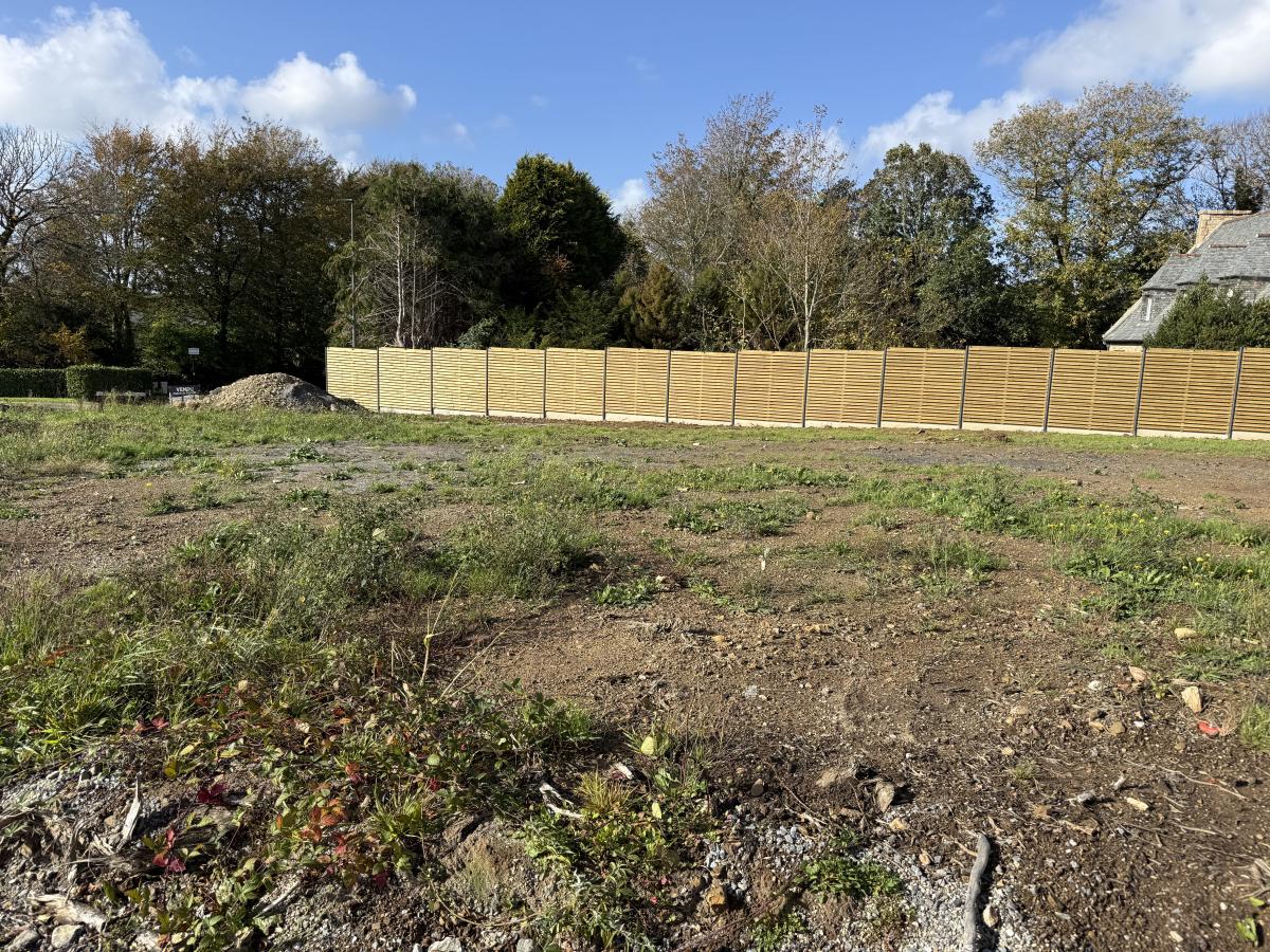 Terrain 373 m² · à Landerneau · 96 260 €