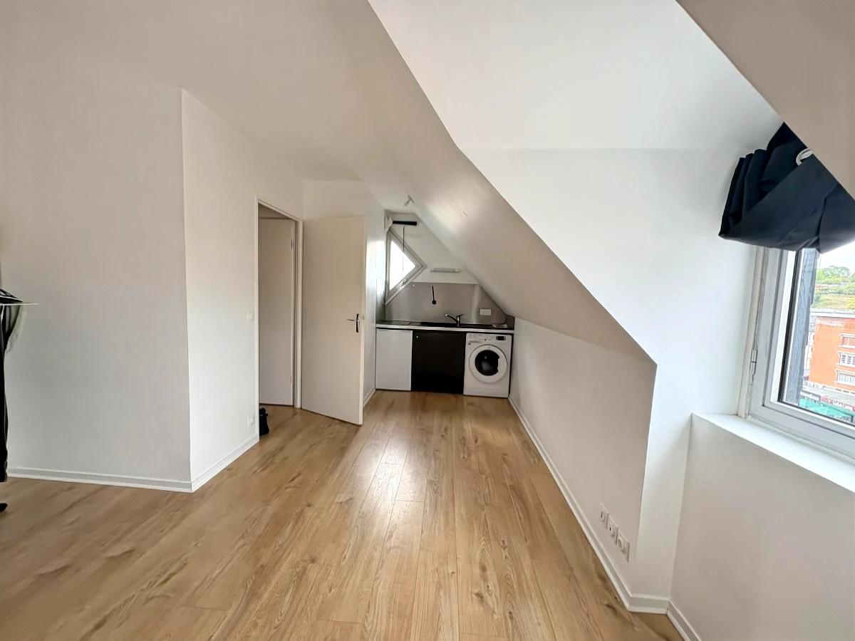 Appartement 18 m² · à Lisieux · 18 m² · 350 €/mois