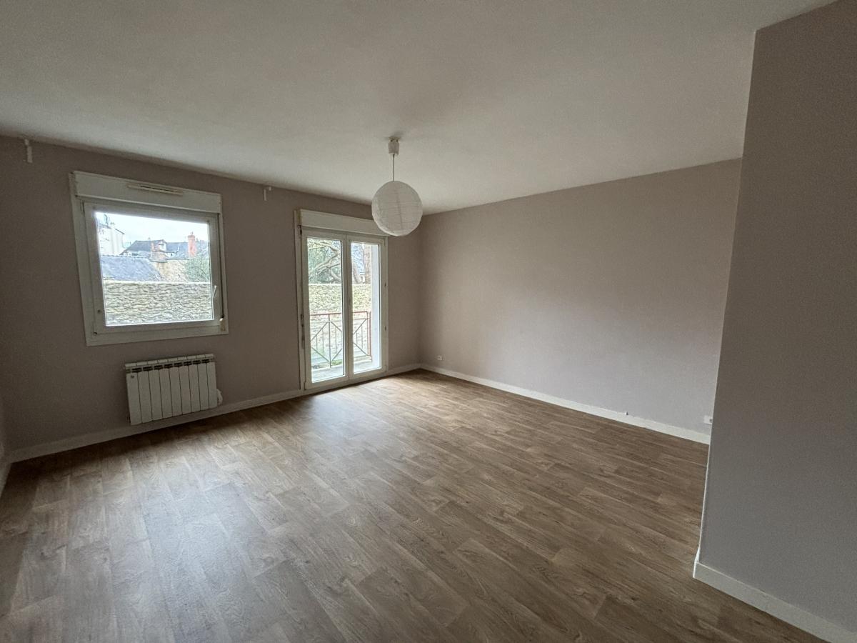 Appartement 2 pièces 46 m² · à Laval · 45,9 m² · 470 €/mois