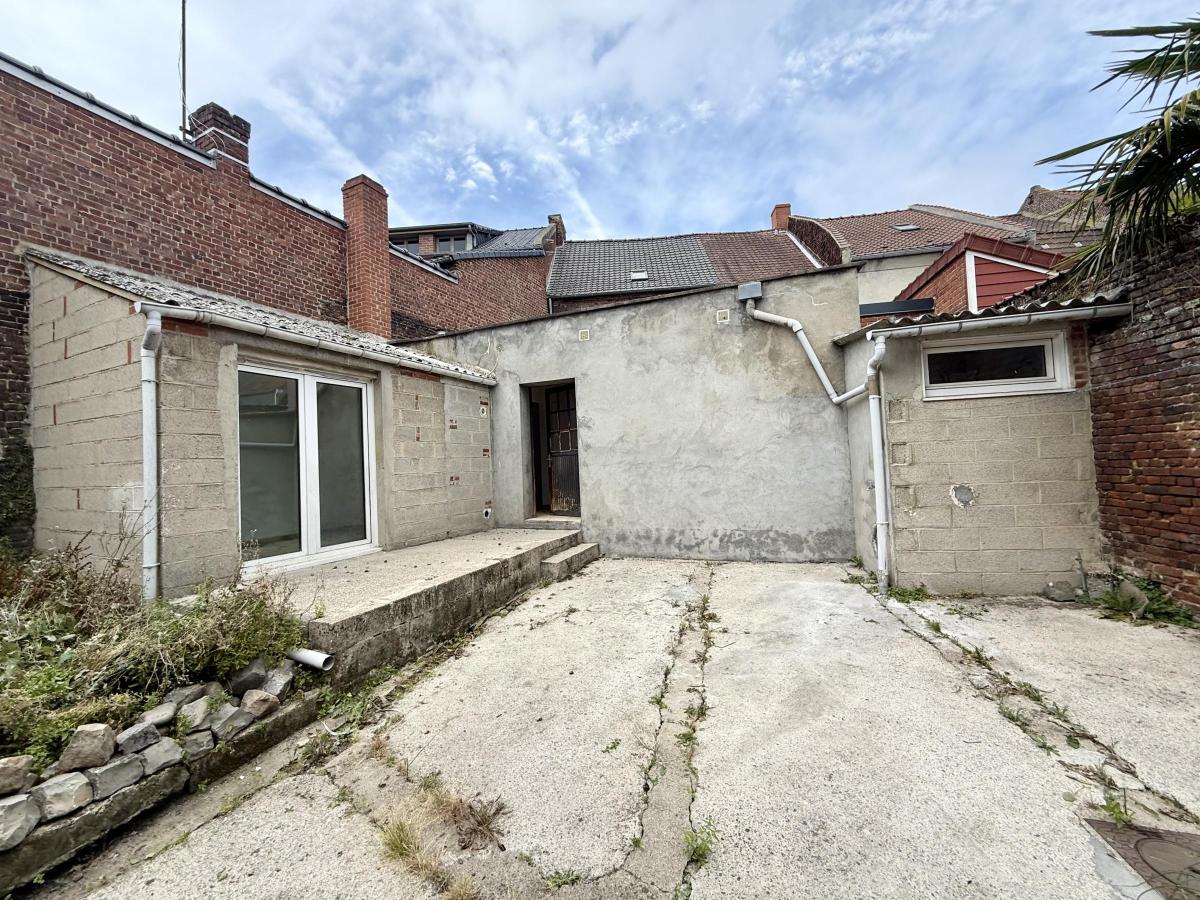 Maison 4 pièces 129 m² · à Lillers · 129 m² · 77 000 €