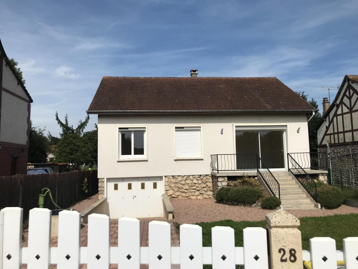 Maison 5 pièces 114 m² · à Pont-de-l'Arche · 114,3 m² · 1 300 €/mois