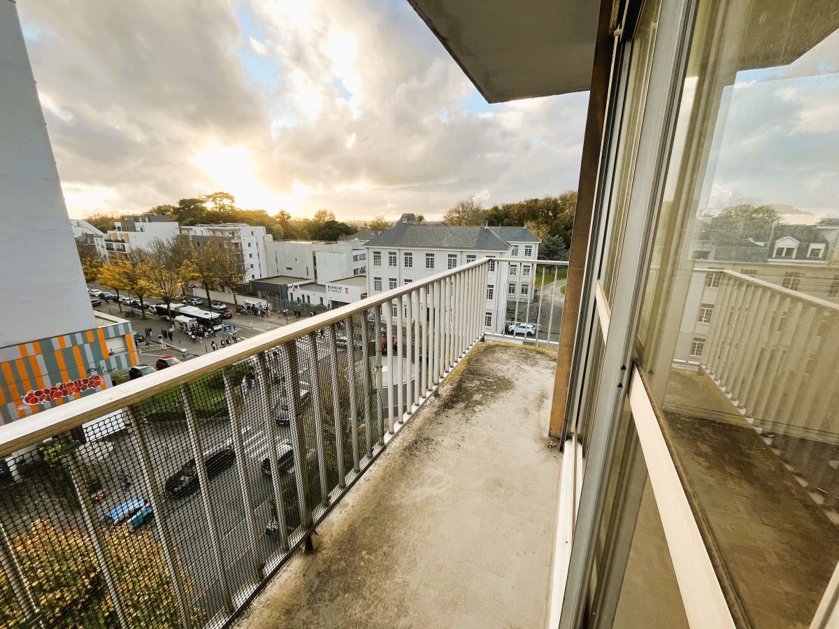 Appartement 3 pièces 69 m² · à Nantes · 69,3 m² · 122 130 €