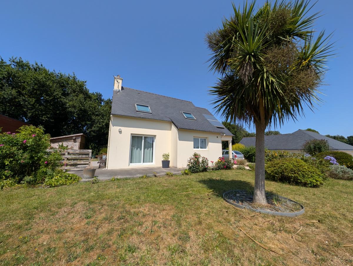 Maison 108 m² · à Locquénolé · 108 m² · 271 700 €