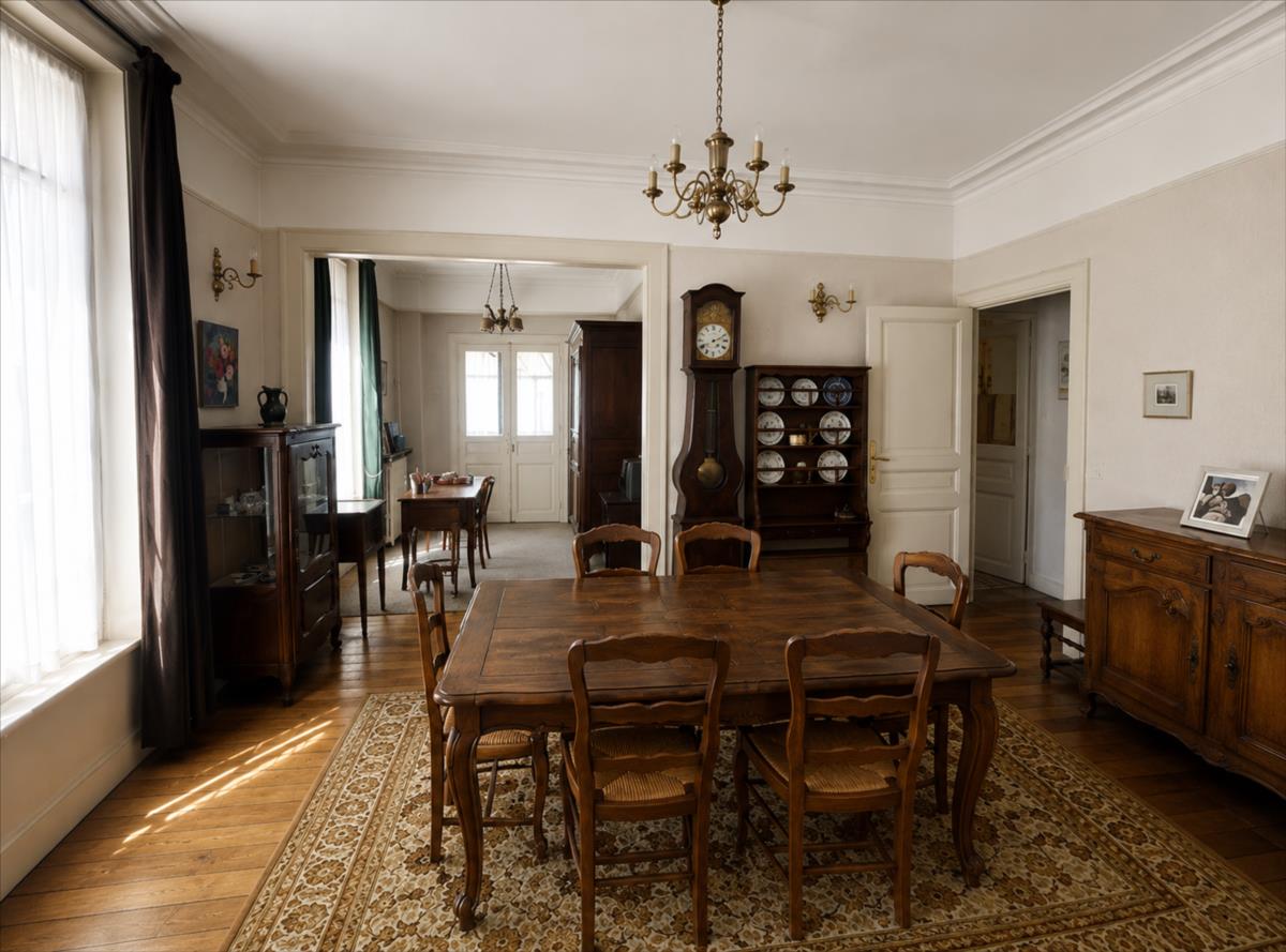 Maison 8 pièces 220 m² · à Reims · 220 m² · 590 000 €