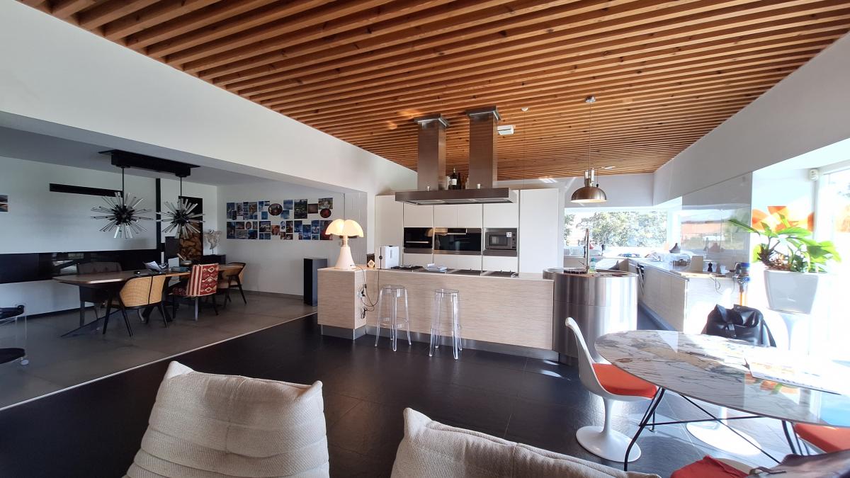 Maison 9 pièces 300 m² · à Neuville-Vitasse · 300 m² · 780 000 €