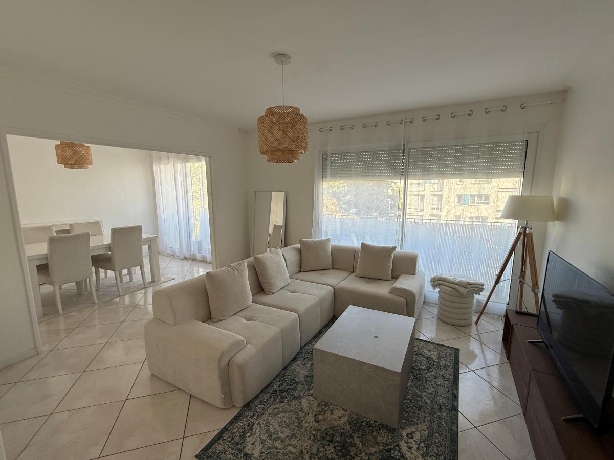 Appartement 5 pièces 91 m² · à Laval · 91 m² · 136 240 €