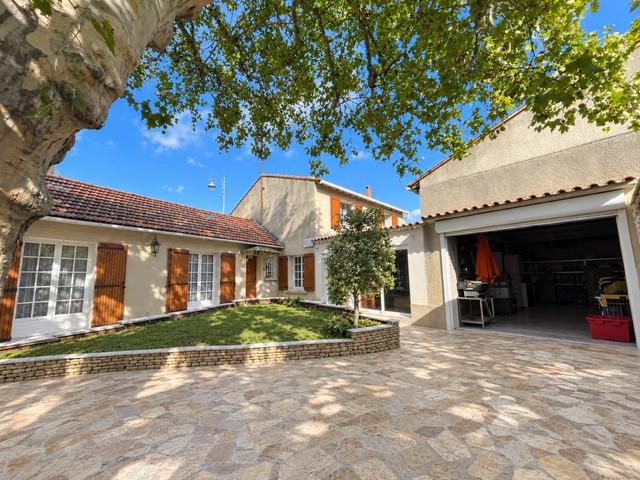 Maison 6 pièces 165 m² · à Eyragues · 165 m² · 365 000 €