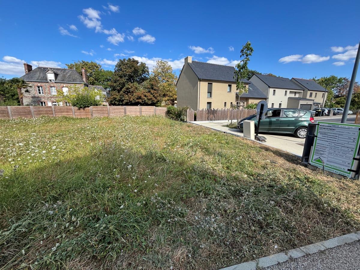 Terrain à bâtir · à Saint-Armel · 157 200 €
