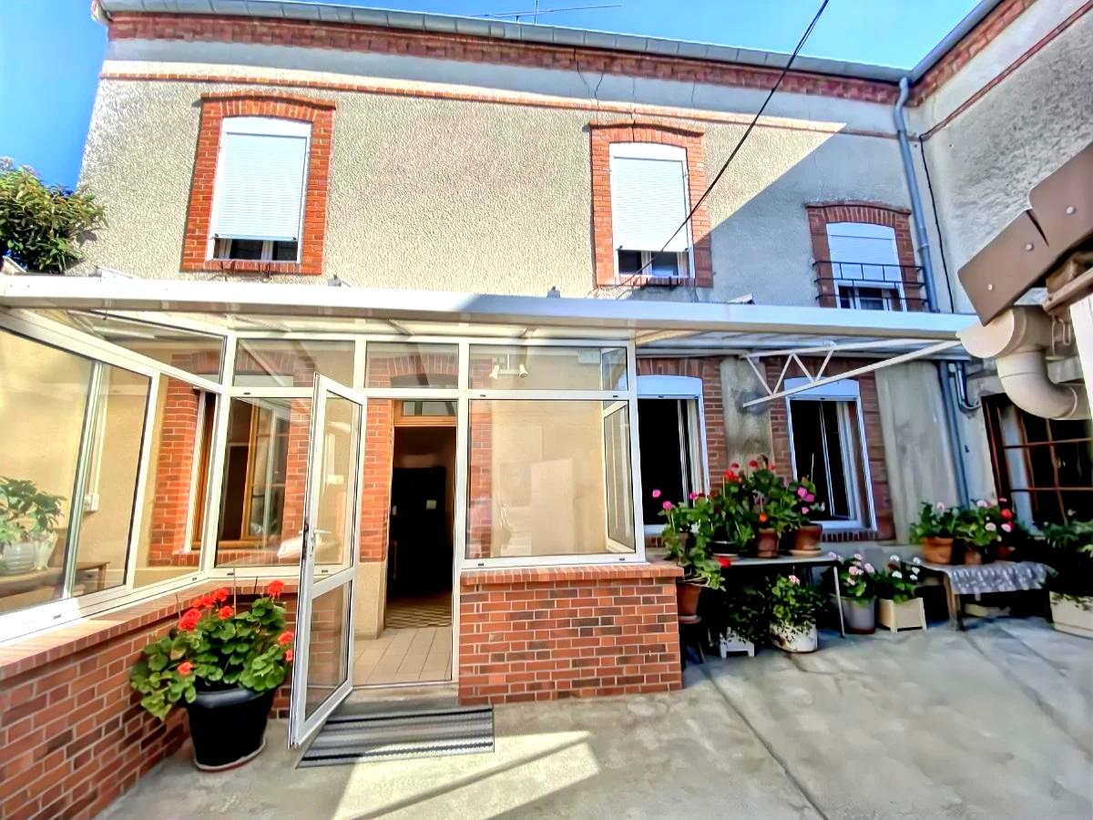 Maison 6 pièces 146 m² · à Pouillon · 146 m² · 273 900 €