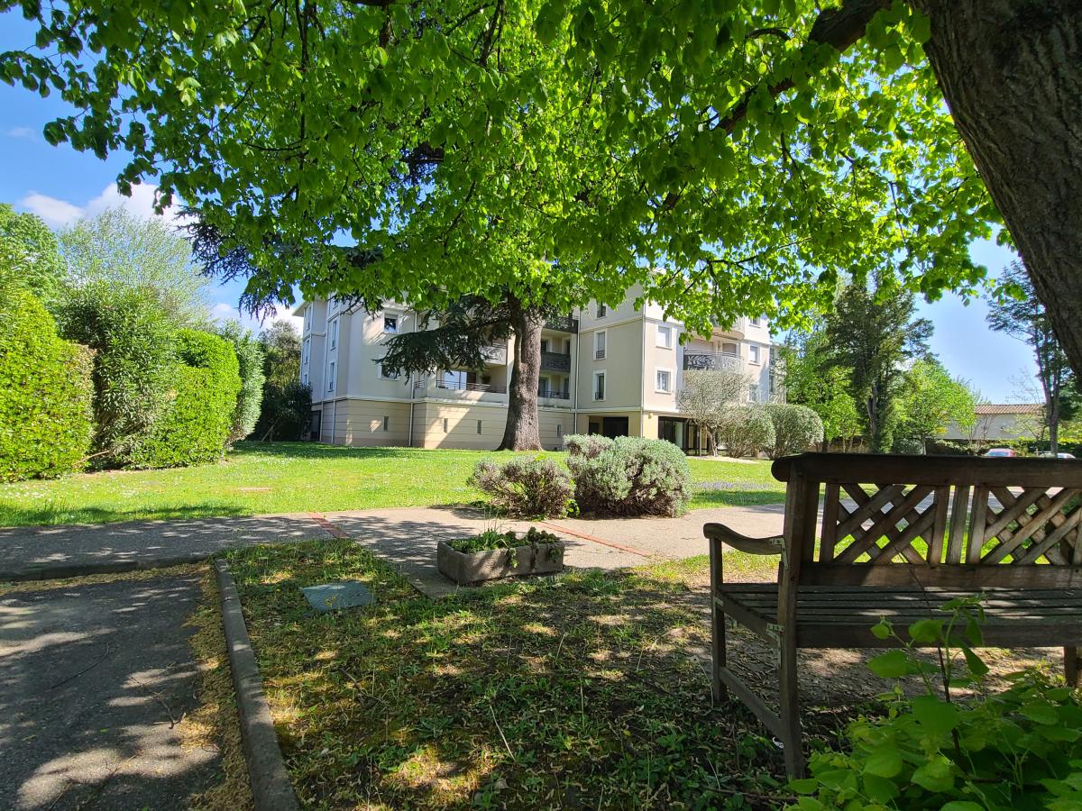 Appartement 3 pièces 76 m² · à Montélimar · 75,9 m² · 240 500 €