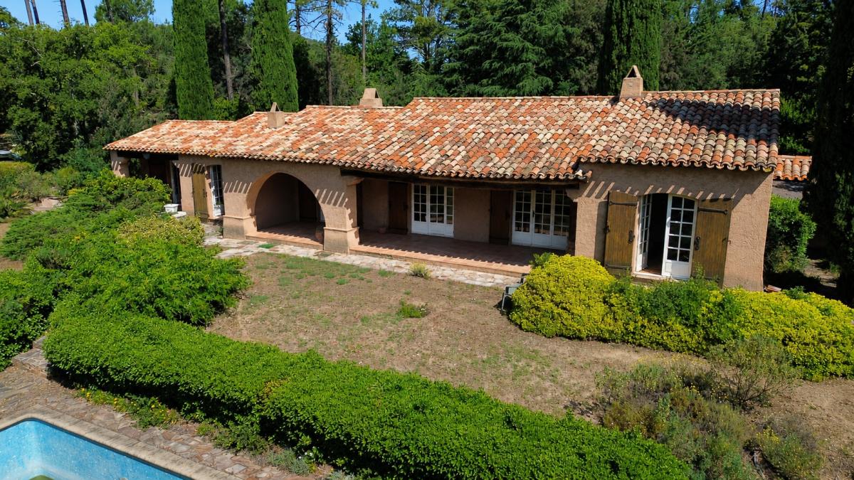 Maison 5 pièces 125 m² · à Le Muy · 125 m² · 892 500 €