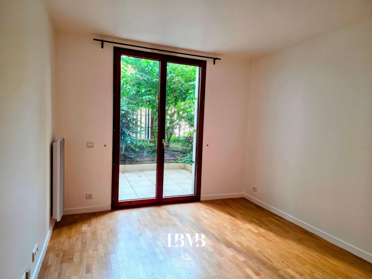 Appartement 2 pièces 32 m² · à Paris 15e Arrondissement · 32,2 m² · 325 000 €
