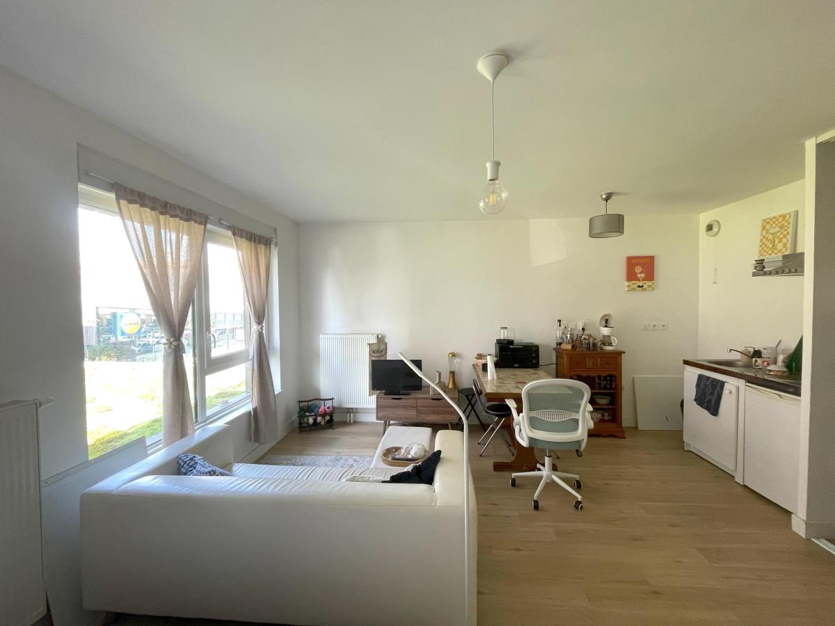 Appartement 1 pièce 36 m² · à Lys-lez-Lannoy · 35,9 m² · 102 000 €