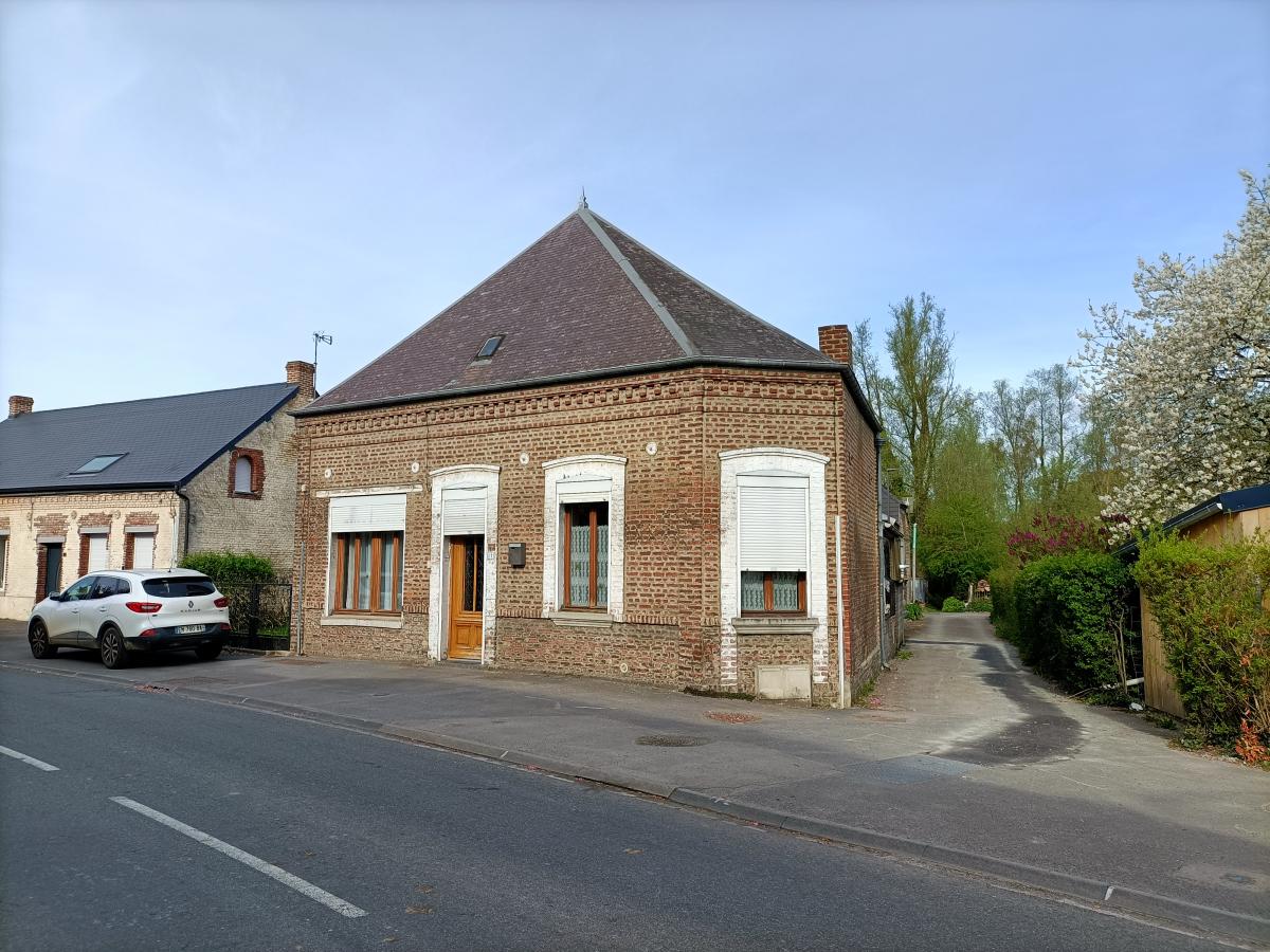 Maison 4 pièces 100 m² · à Bousies · 100 m² · 74 800 €
