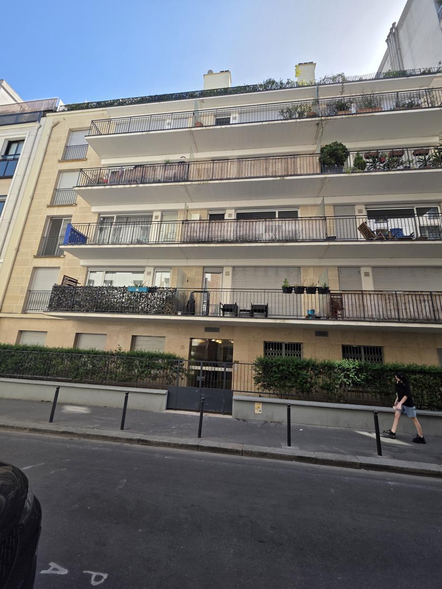 Appartement 1 pièce 34 m² · à Paris 15e Arrondissement · 34,2 m² · 355 500 €