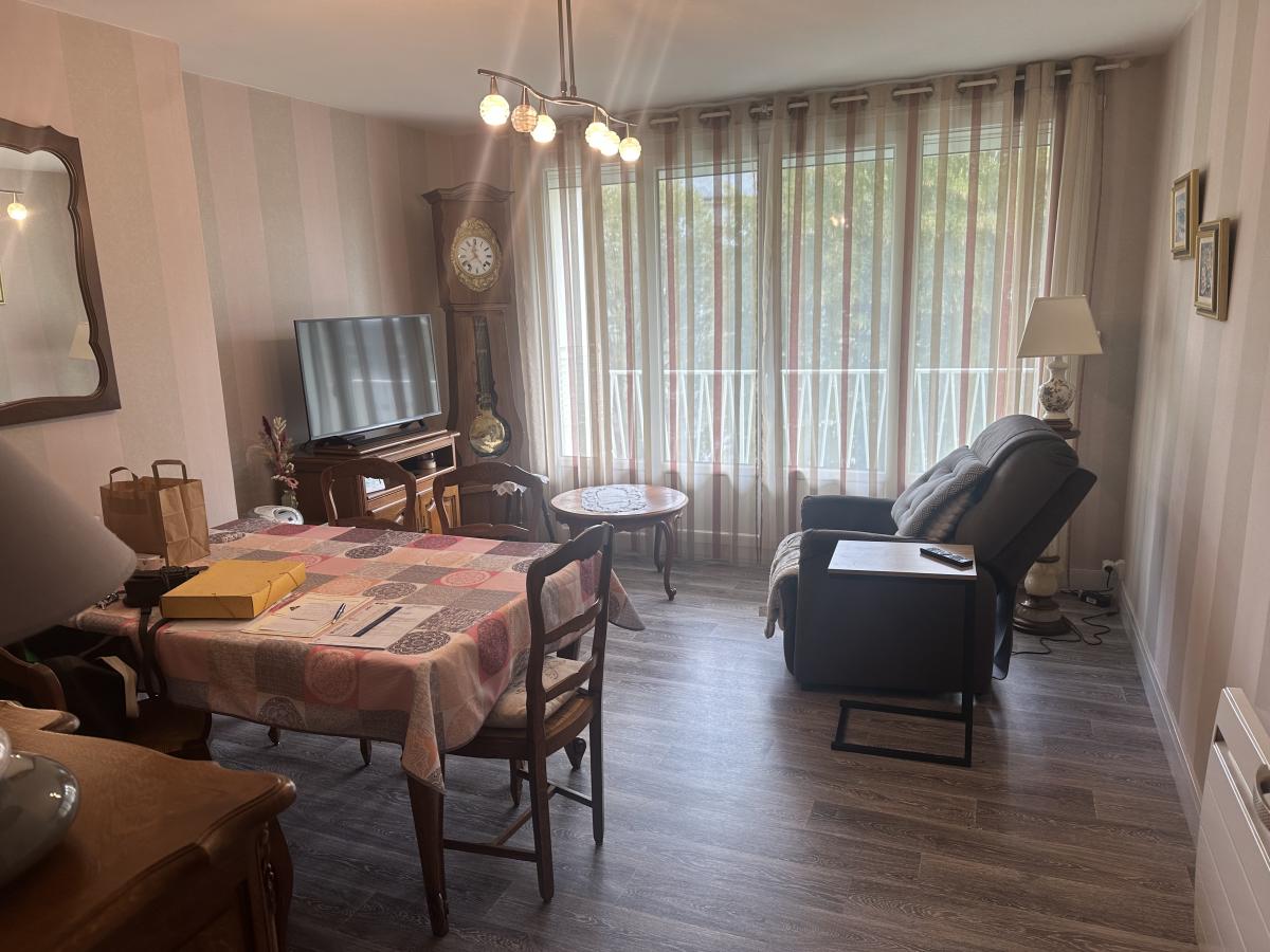 Appartement 3 pièces 73 m² · à Vire Normandie · 73,2 m² · 96 300 €