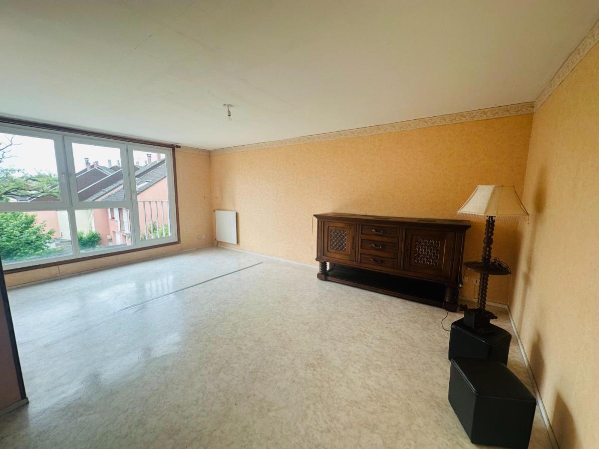 Appartement 3 pièces 75 m² · à Dieppe · 74,6 m² · 147 000 €
