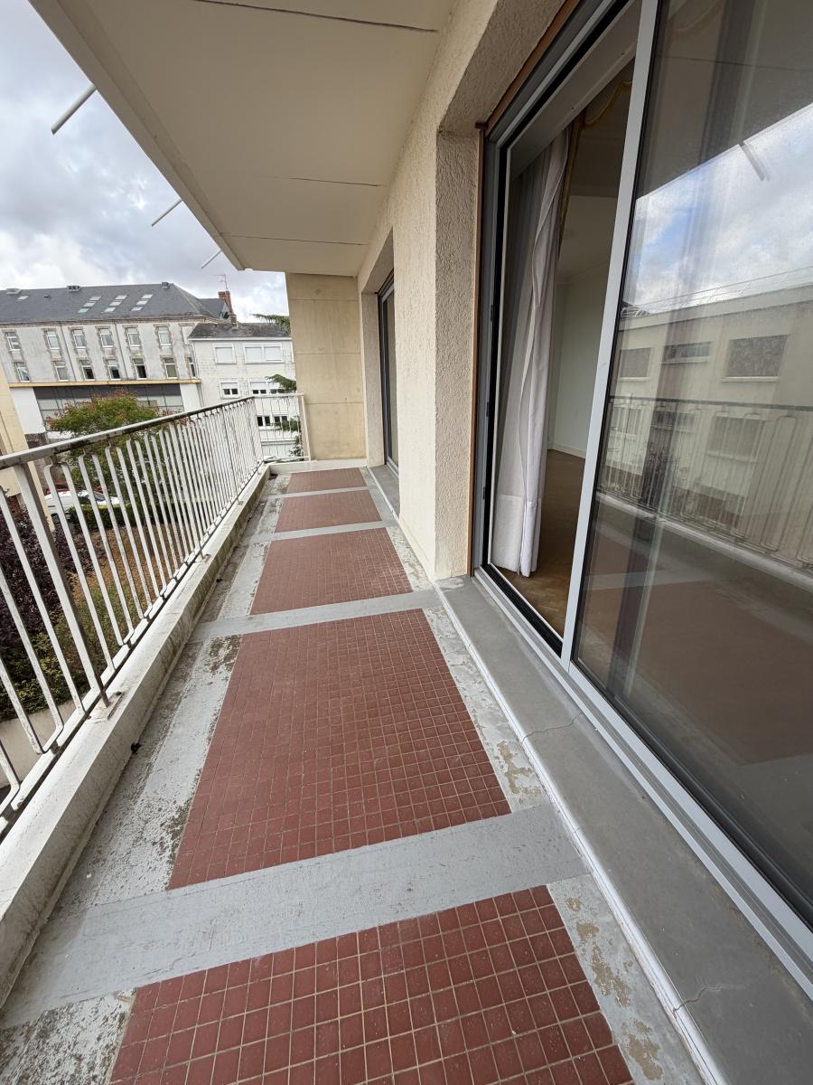 Appartement 4 pièces 105 m² · à Cholet · 105 m² · 220 350 €