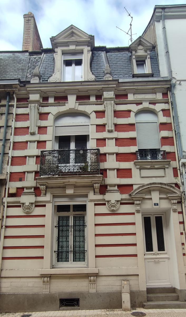 Immeuble 128 m² · à Le Mans · 128 m² · 227 972 €