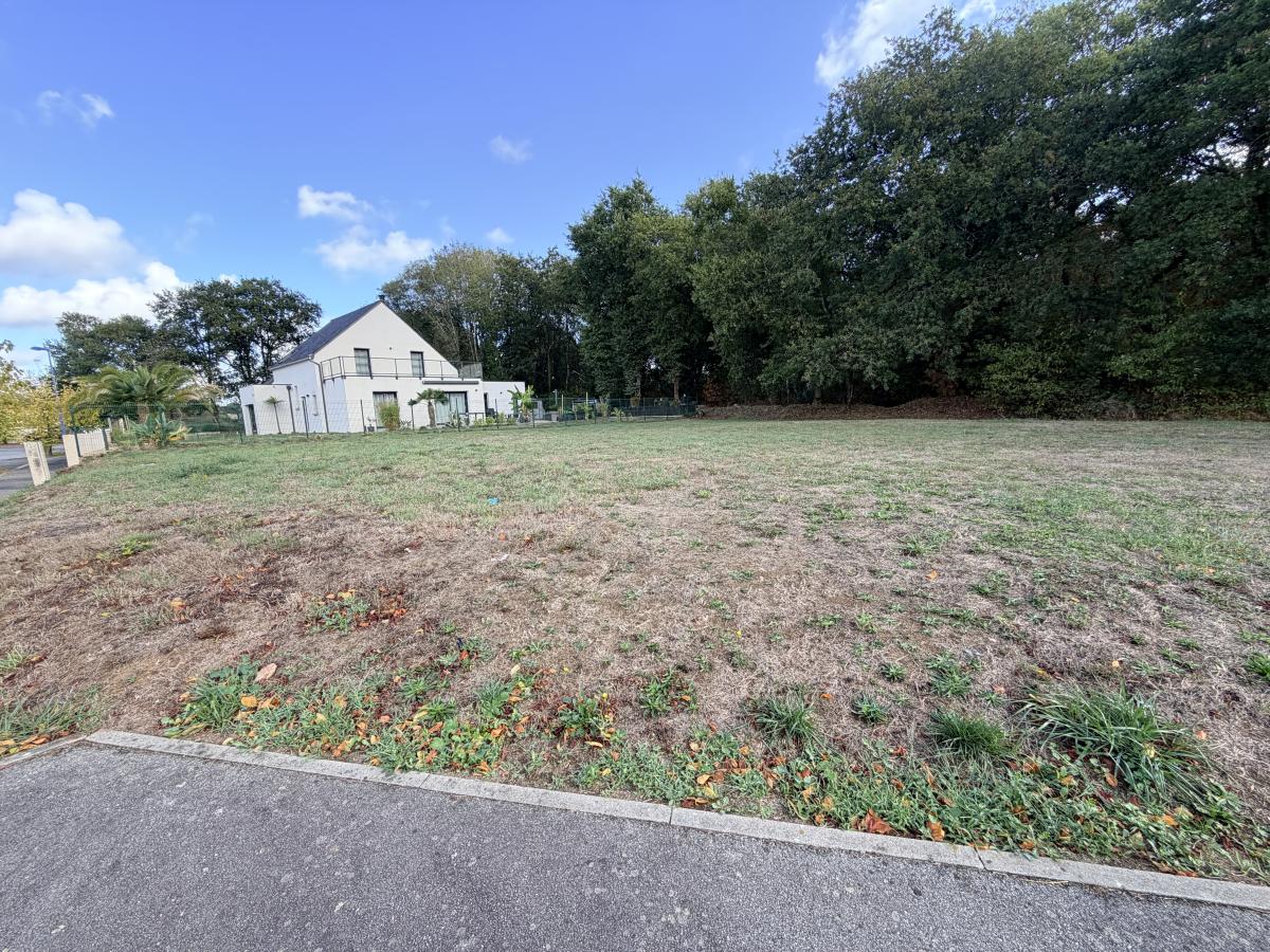 Terrain à Bâtir PLUNERET · 167 680 €