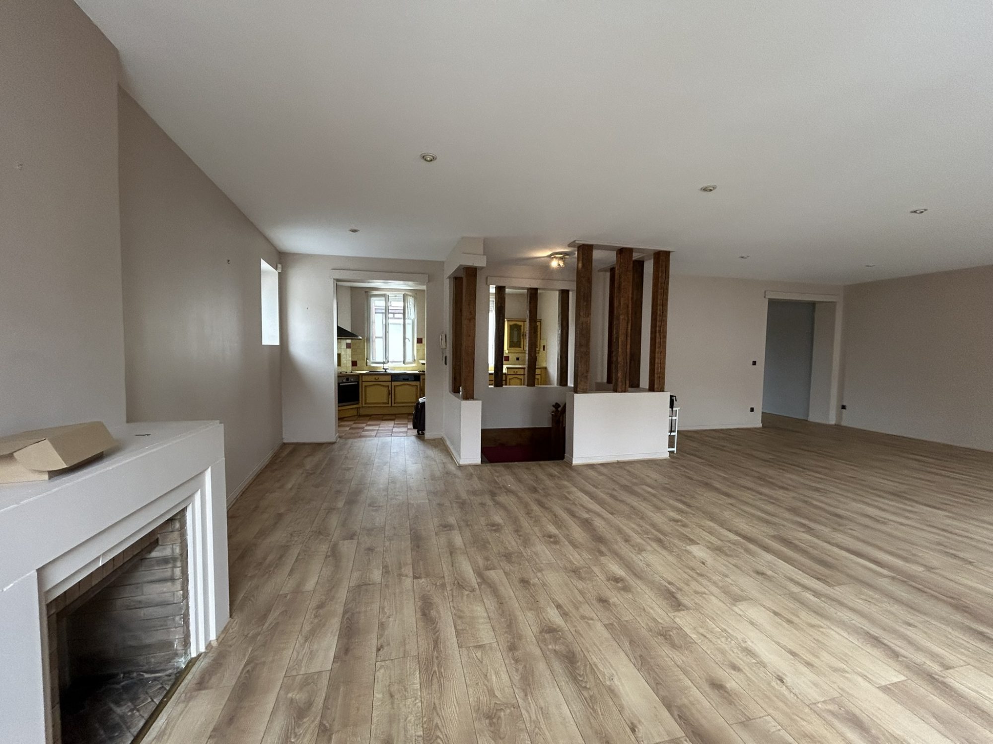Appartement 10 pièces 321 m² · à Saint-Quentin · 321,5 m² · 208 500 €