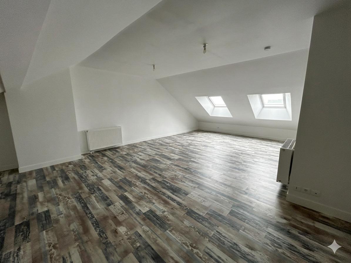 Maison 123 m² · à Fleury-les-Aubrais · 122,7 m² · 1 100 €/mois