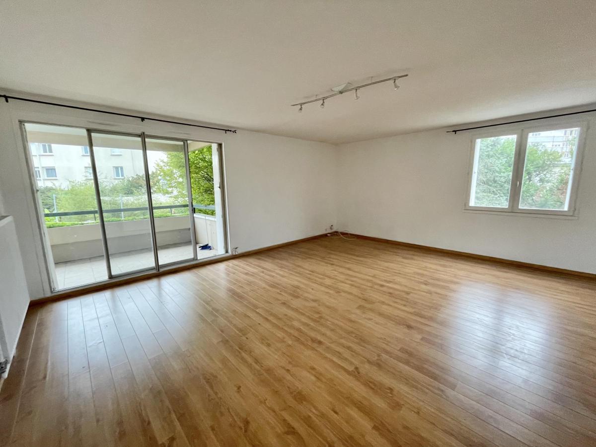 Appartement 5 pièces 134 m² · à Reims · 133,6 m² · 275 000 €