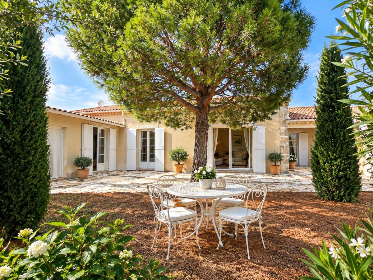 Maison 5 pièces 115 m² · à Châteaurenard · 115 m² · 325 500 €