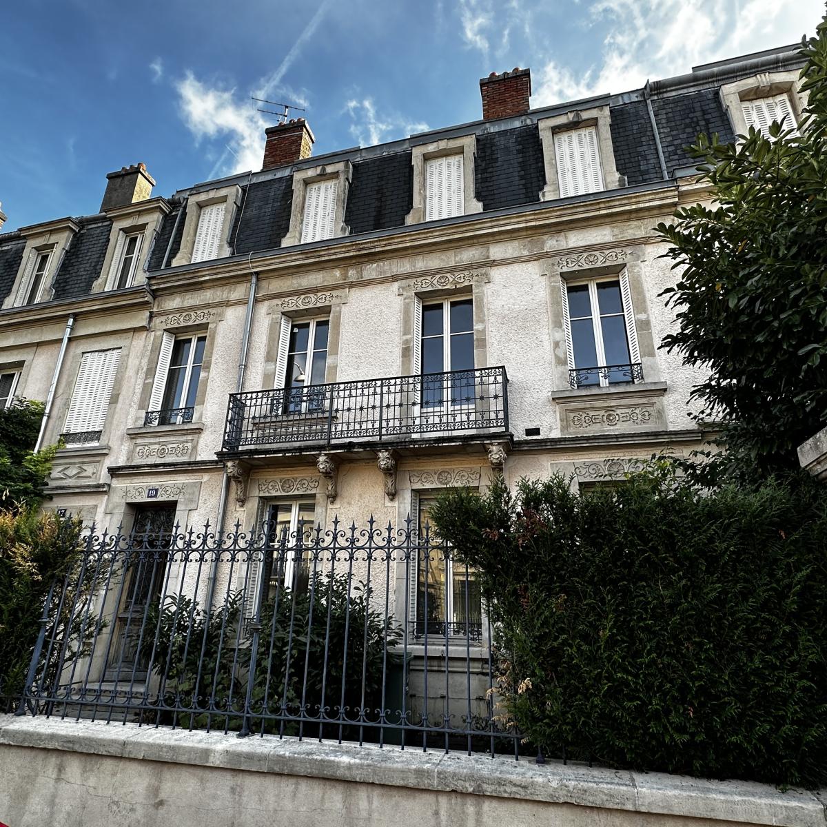 Maison 8 pièces 207 m² · à Nancy · 207 m² · 549 000 €