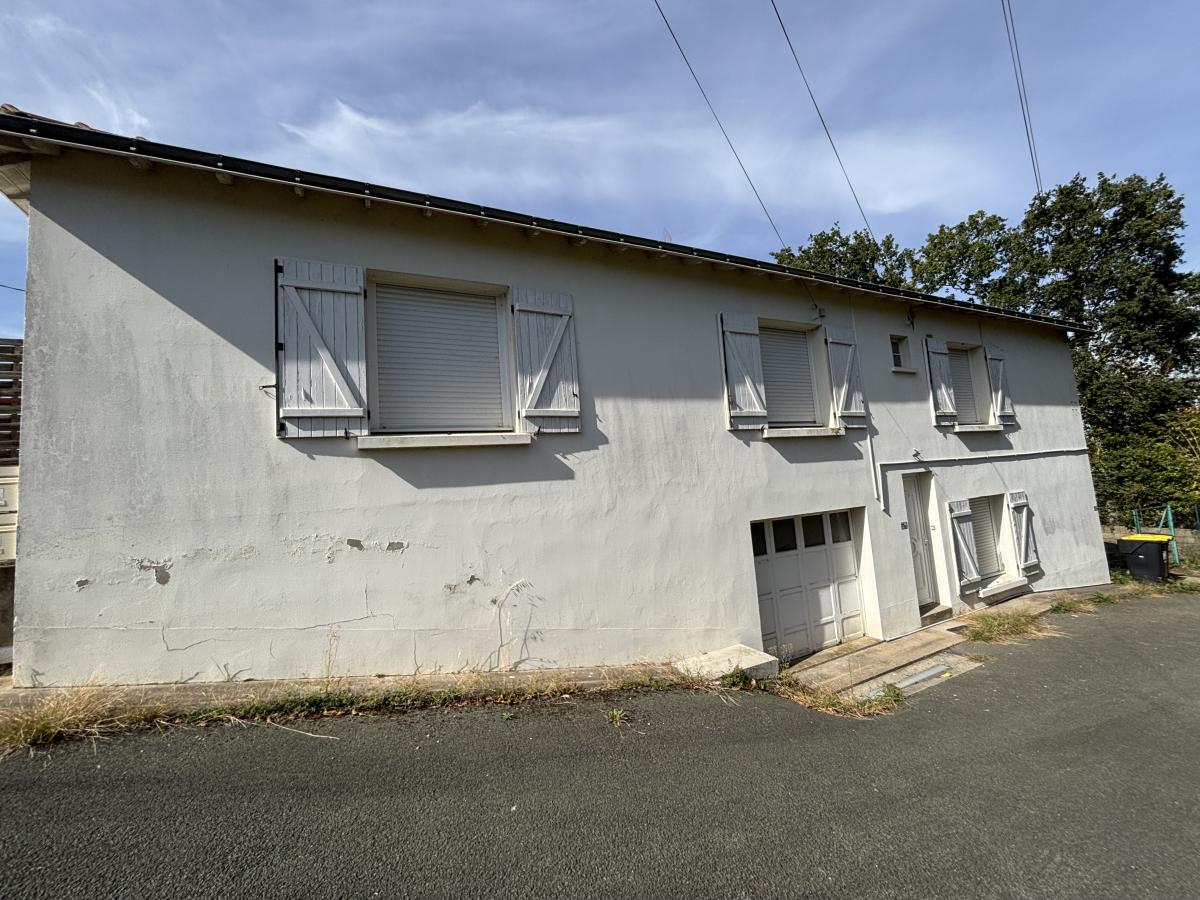 Maison 150 m² · à Orée d'Anjou · 150 m² · 245 200 €